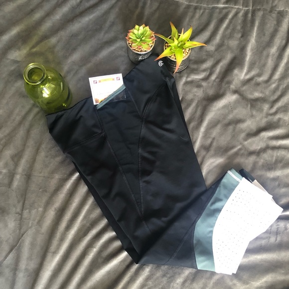 CHAMPION - SZ L BLACK/GREEN/WHT ATHLETIC LEGGINGS - Picture 3 of 4